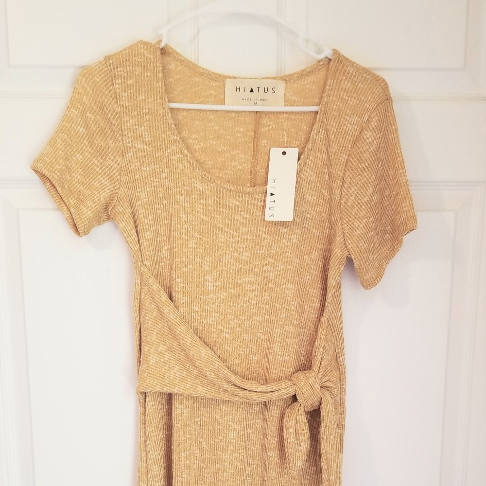 Hiatus Dress NWT Medium Gold Tie Front Ribbed Cap
